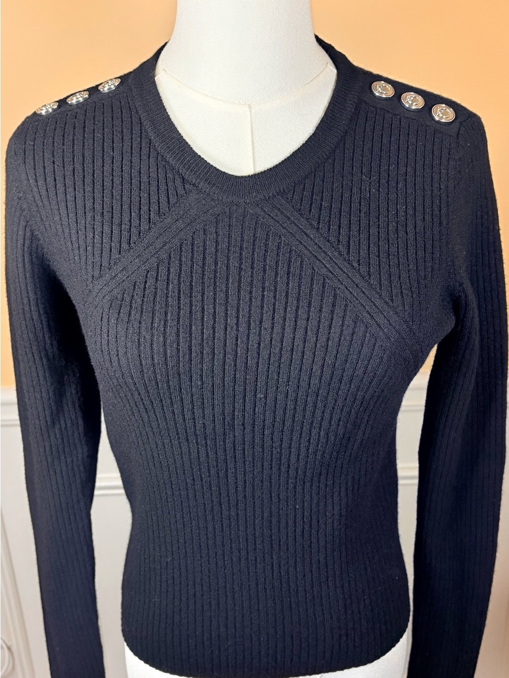 🖤 PINKO Robusto Wool Blend Ribbed Silver Button Sweater M Black